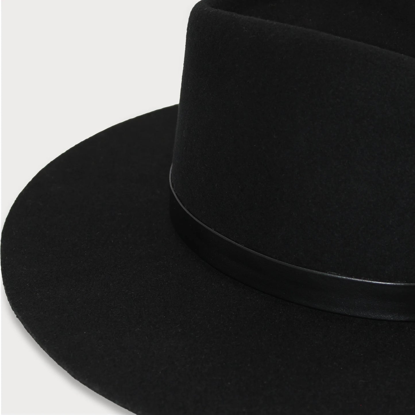 Ace of Something | Nyx Fedora | Black