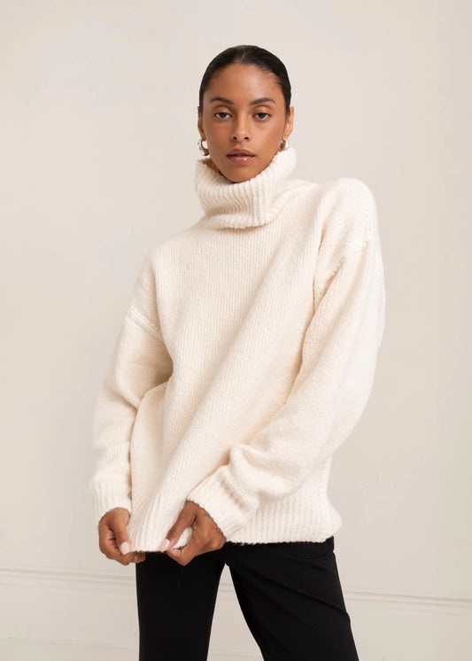 Paper Label Ari Turtle Neck Sweater | Cream, Designed in Canada