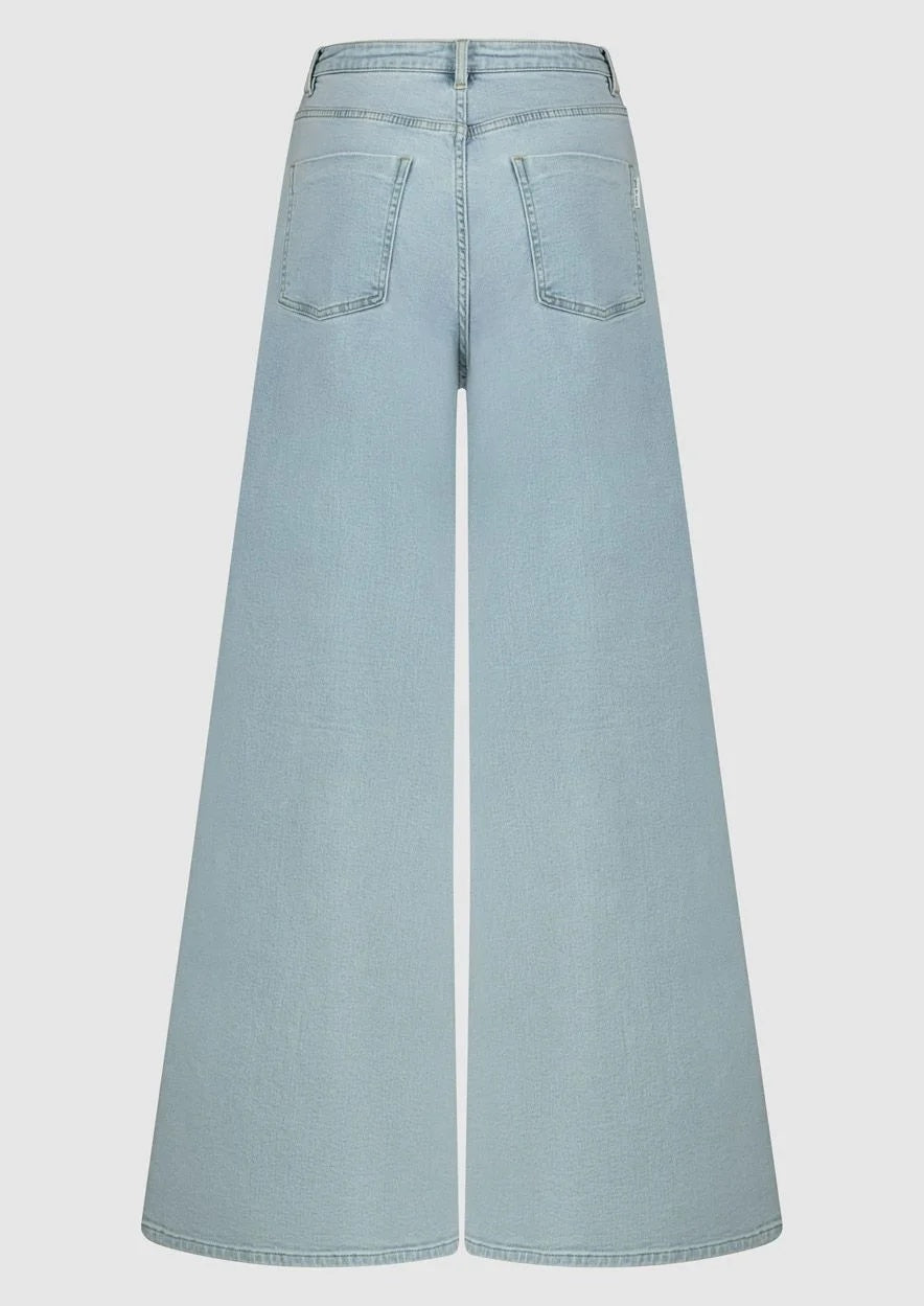 Circle Of Trust - Harley Duchess Wide Leg Flared Jeans - Precious Blue