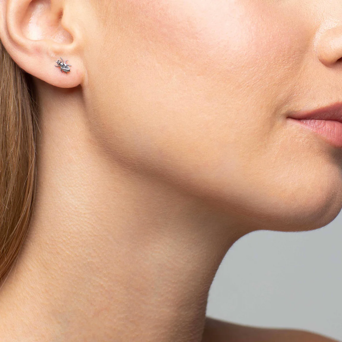 Mimi + Marge - Bee Studs - Silver