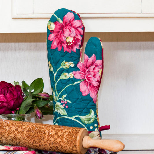 April Cornell Cotton Oven Mitt | Cranberry Cocktail Patchwork