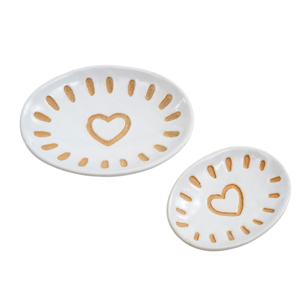Ceramic Footed Heart Dish | Twang and Pearl