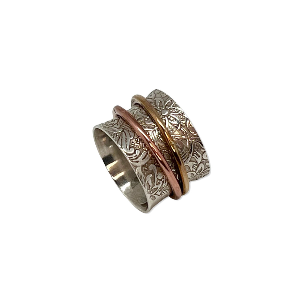 Twang & Pearl Meditation Ring Silver Tapestry Stamped | Made in India
