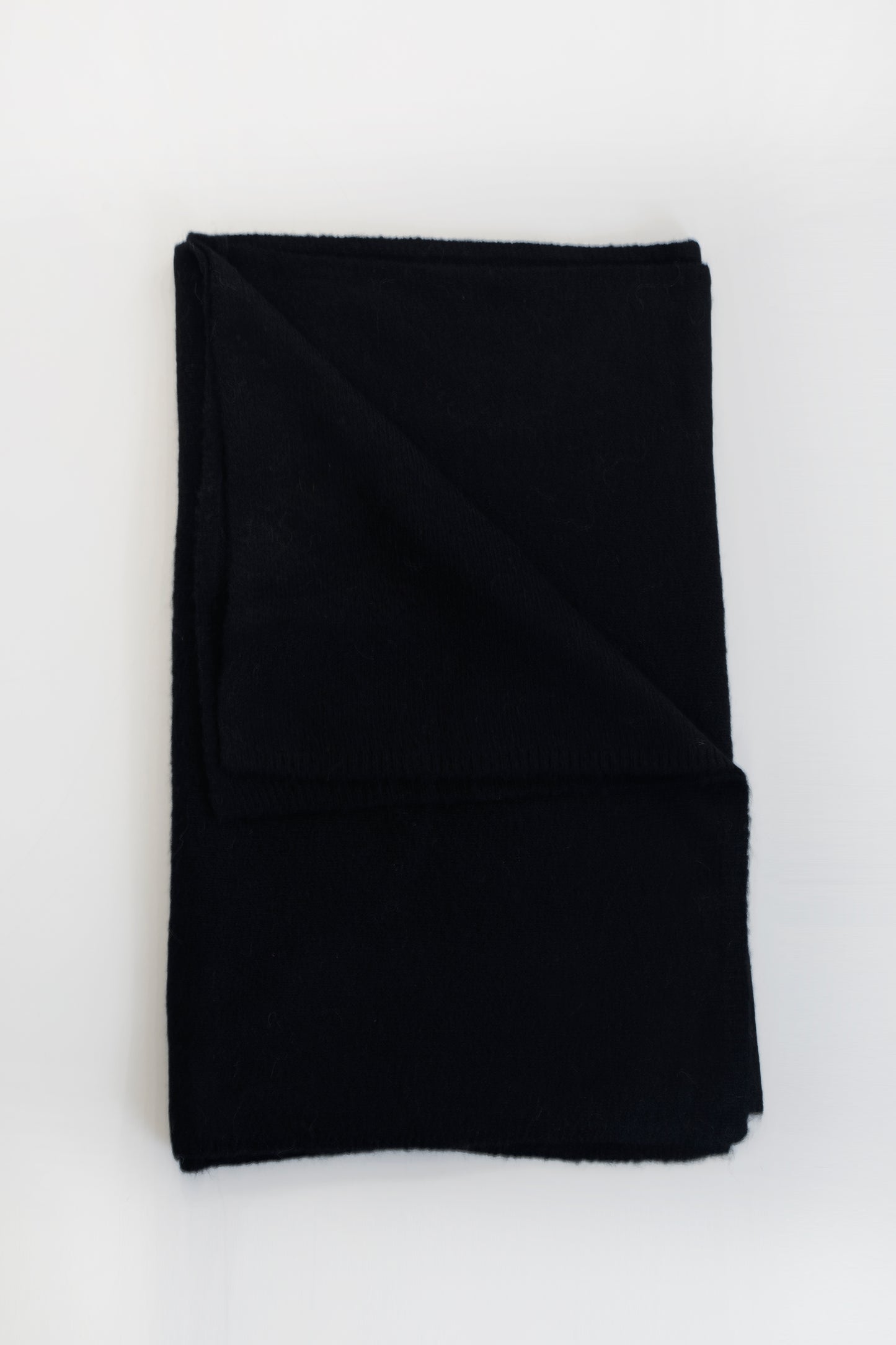 Lyla + Luxe Scarf Black
