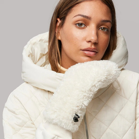 Soia & Kyo Callie Mittens - Powder, Designed in Canada