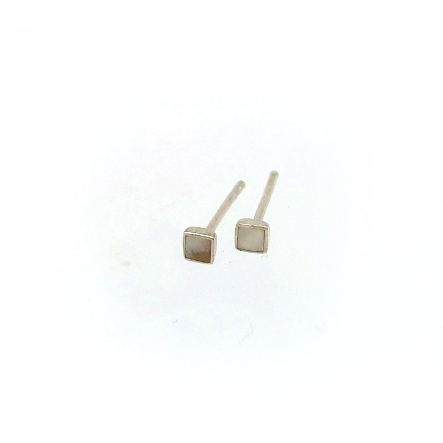 Twang & Pearl Sterling Studs Stone | Made in Thailand