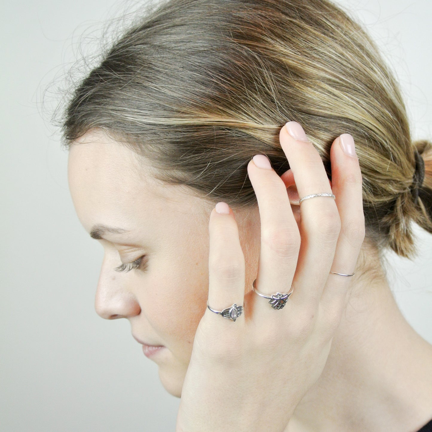 twang and pearl sterling hamsa ring
