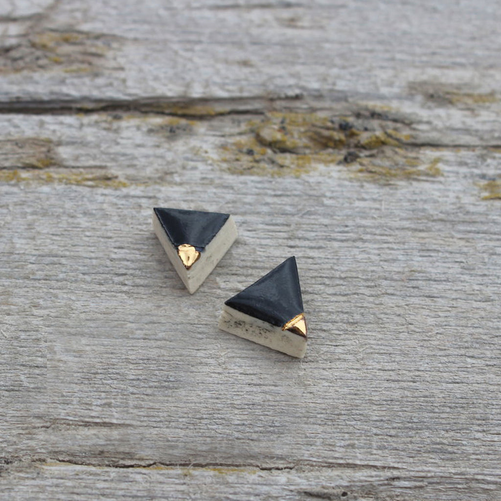 Slade Goods Gold Trim Triangle Stud Earrings | Black Ceramic