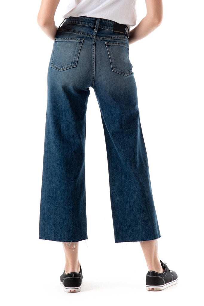 Modern American Jeans | Savannah  Rhiannon, Ethical Denim