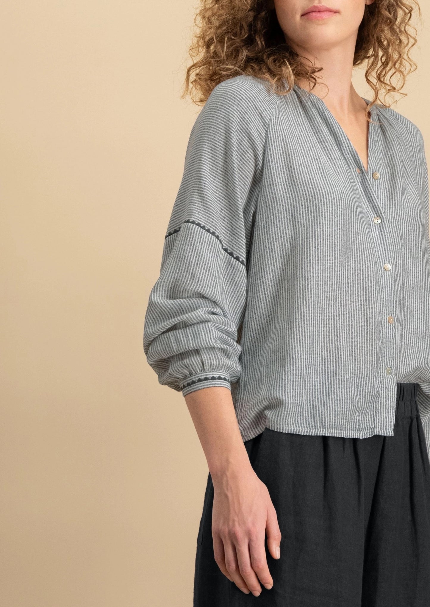 Circle Of Trust - Everlee Blouse - Nero Stripe