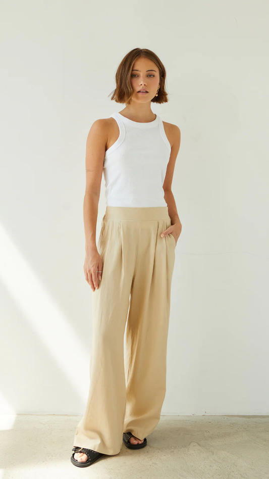 Charli - Alexis Linen Trousers | Sand, Made in Italy