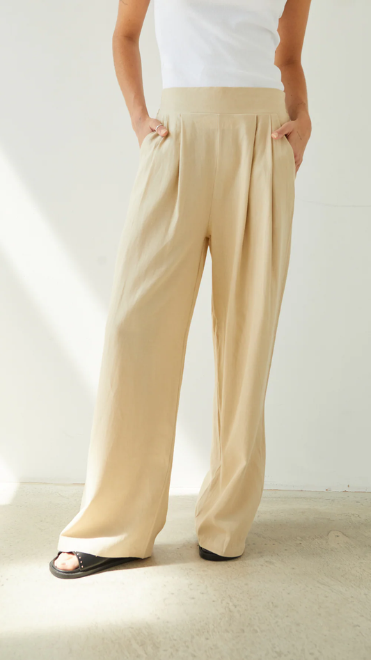 Charli - Alexis Linen Trousers | Sand, Made in Italy