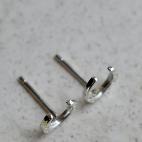 Mimi + Marge - Horseshoe Studs - Silver
