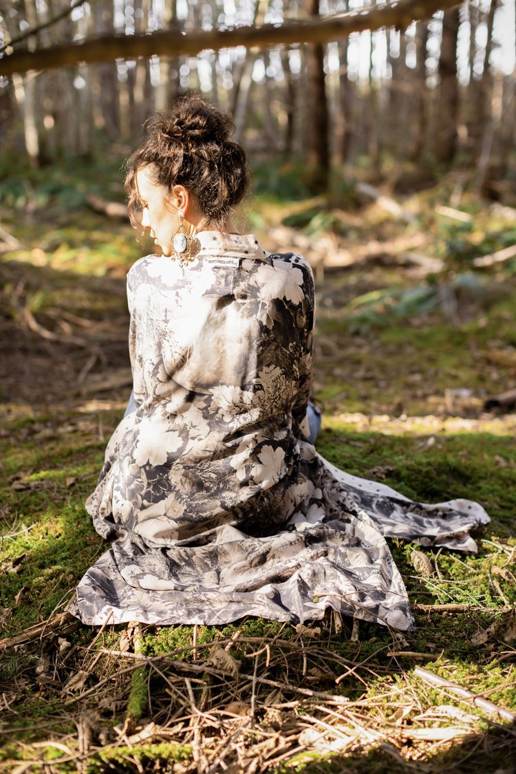 Market of Stars  Opera Duster | Looking Glass