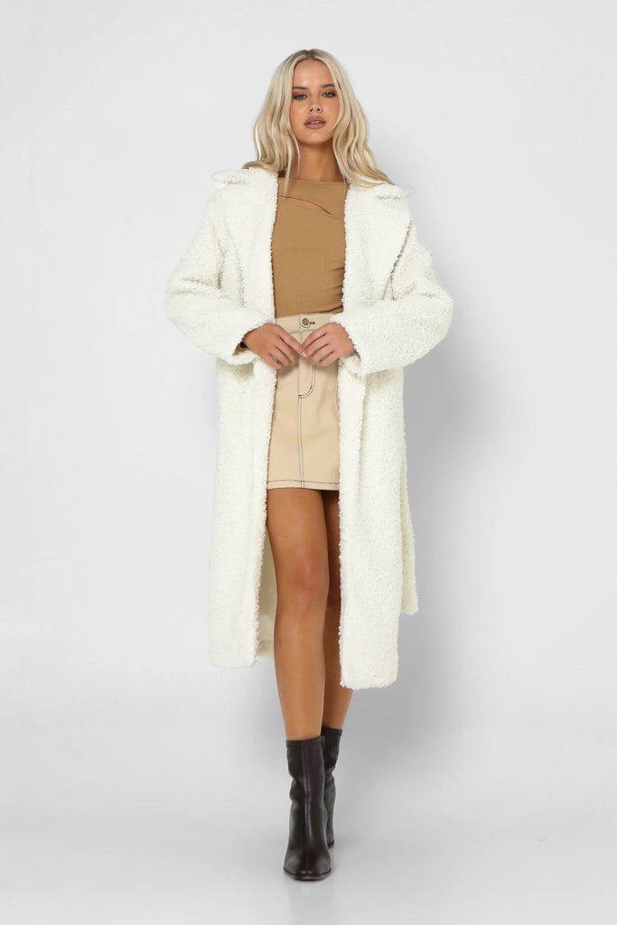 Lost in Lunar - Rose Teddy Coat - Winter White