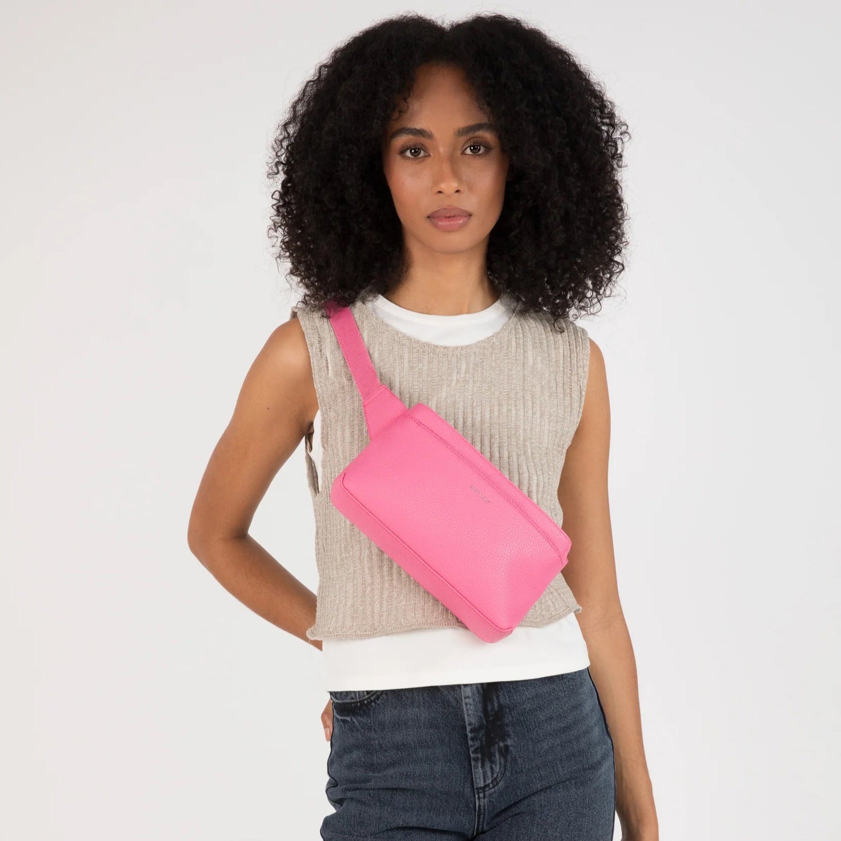 Matt & Nat Gor Belt Bag | Vintage Black, Vegan Leather