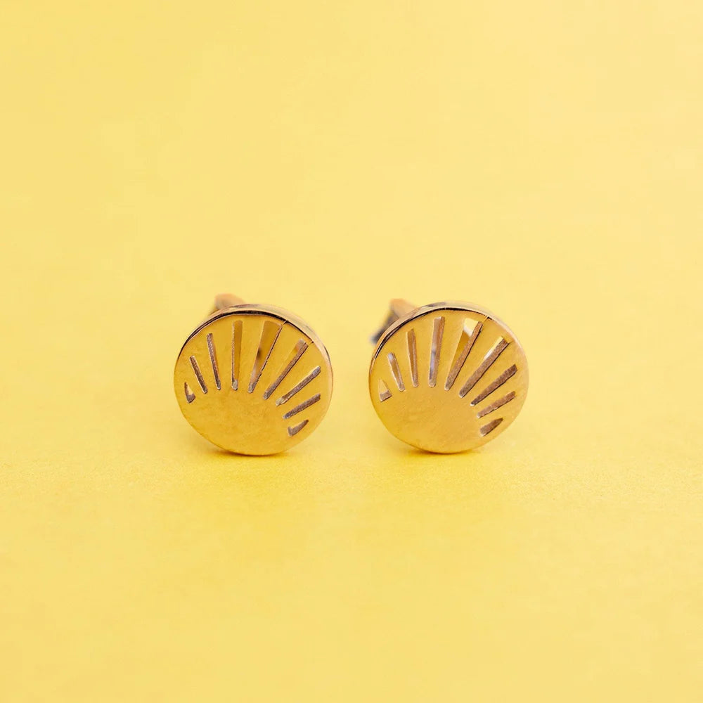 Pura Vida Cutout Sunburst Stud Earrings, Gold |  Handmade Costa Rica