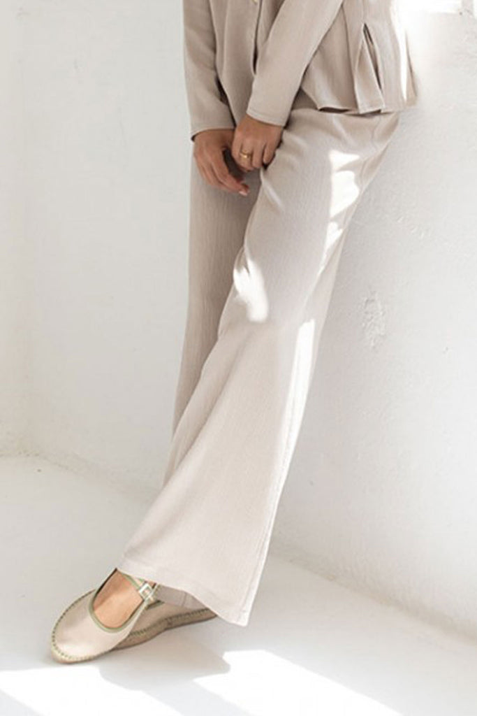 Mus & Bombon Laawan Trousers, Beige | Designed and made in Spain