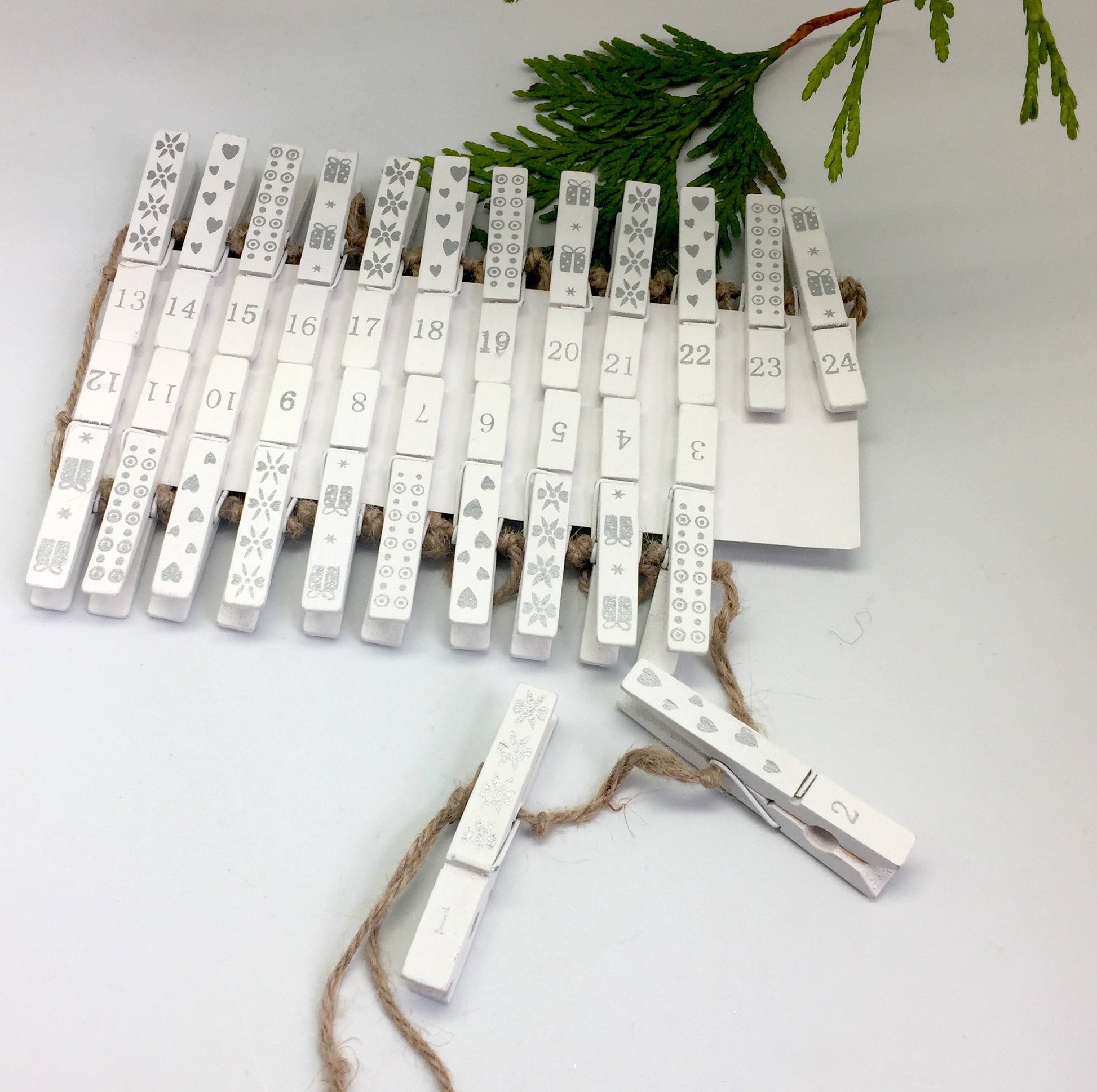 Advent Garland Clothes Pegs | Silver/Gold