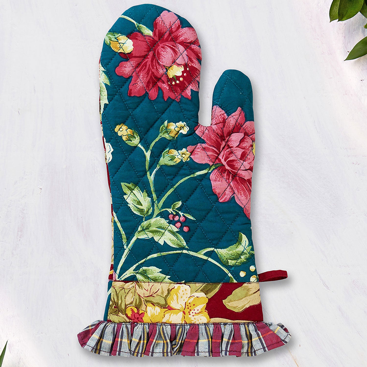 April Cornell Cotton Oven Mitt | Cranberry Cocktail Patchwork