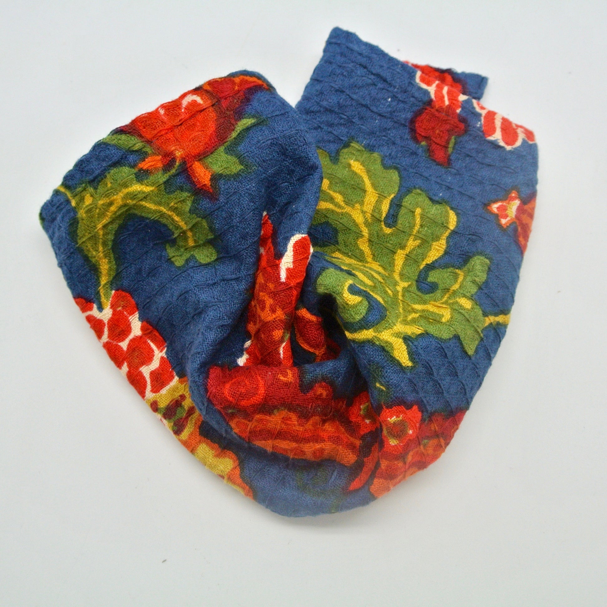 April Cornell Dish Cloths Ming Navy at Twang and Pearl