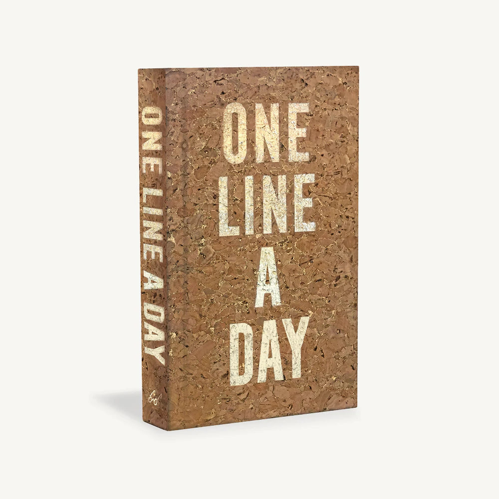 Chronicle Books One Line A Day Cork | 372 Pages