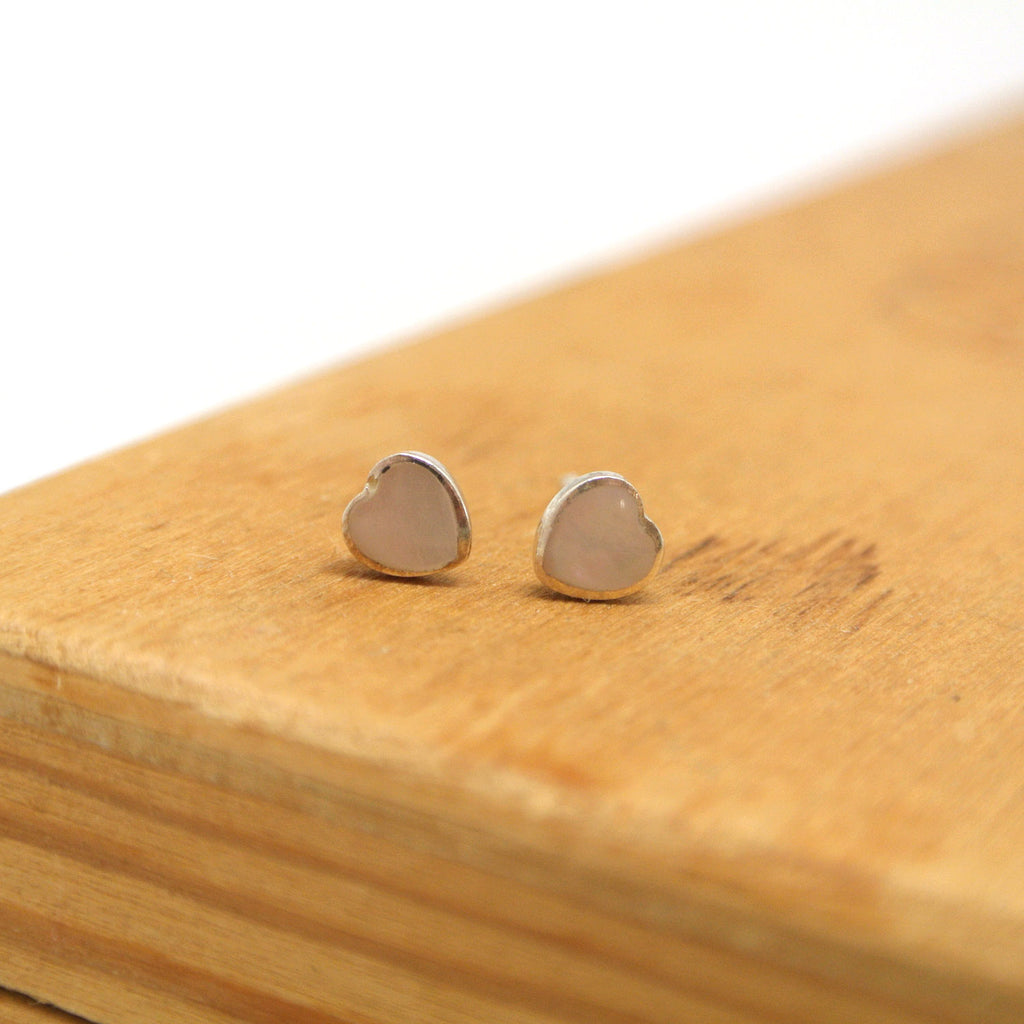 twang and pearl sterling silver studs hearts pink shell