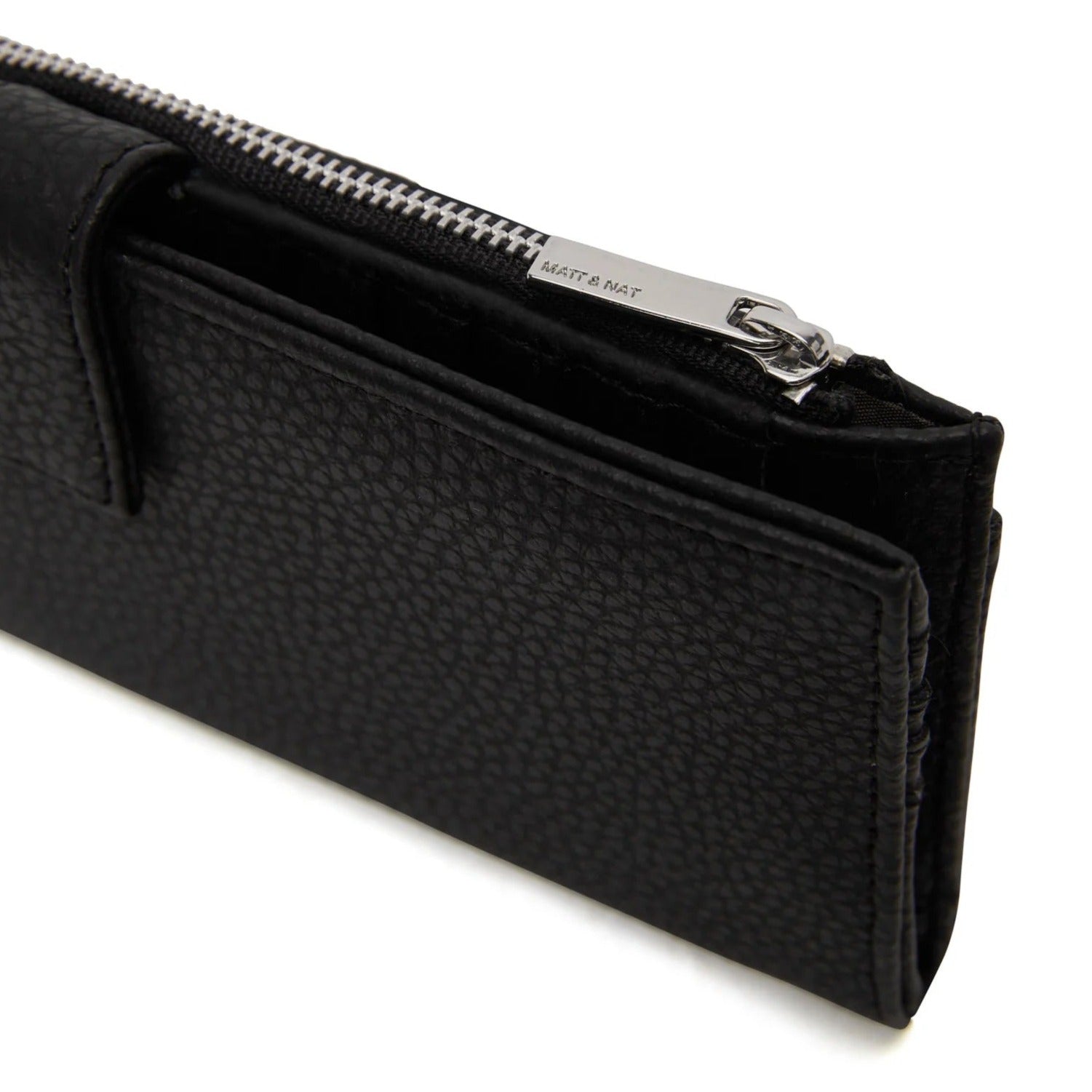 Matt & Nat Motiv Wallet | Purity Black, Vegan Leather