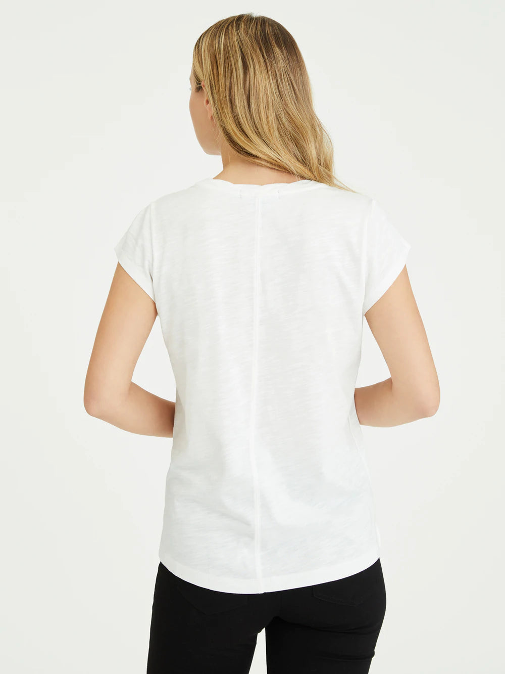 Sanctuary Traveler Twist Tee White | Designed in the USA