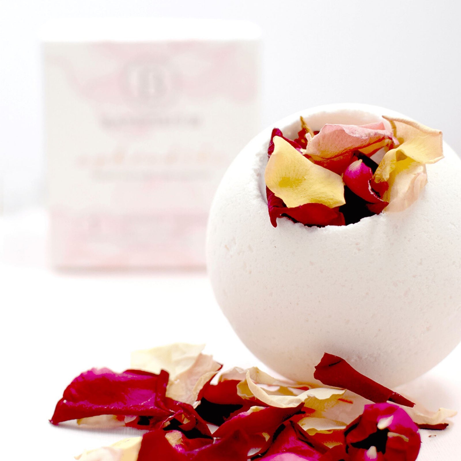 Bathorium Natural Bath Bomb Aphrodite | Made in Canada